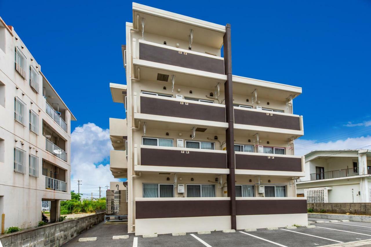 Hotel Mr.Kinjo In Tonoshiro Miyara Eksteriør billede